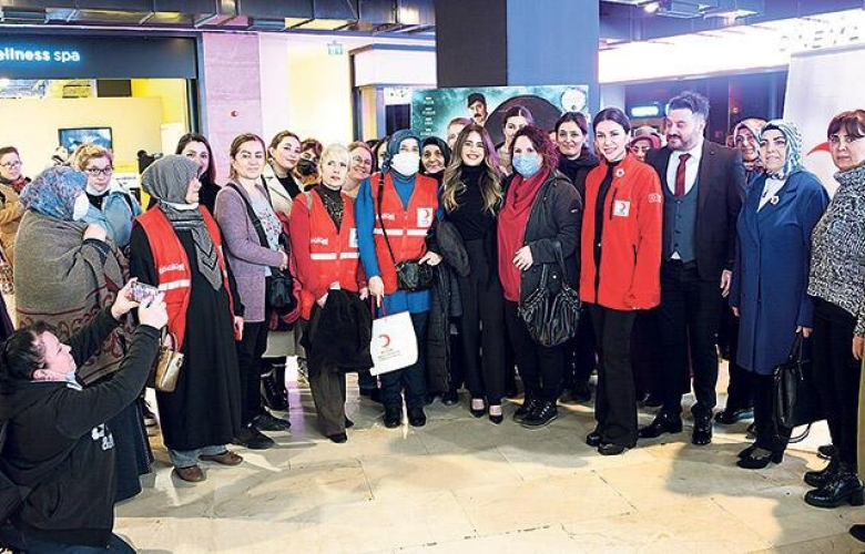 Kızılay, 150 kadına 'Dilberay'ı izletti