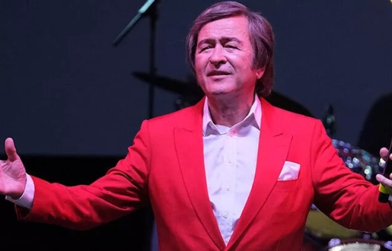 Mezun olduğu okulda konser verdi