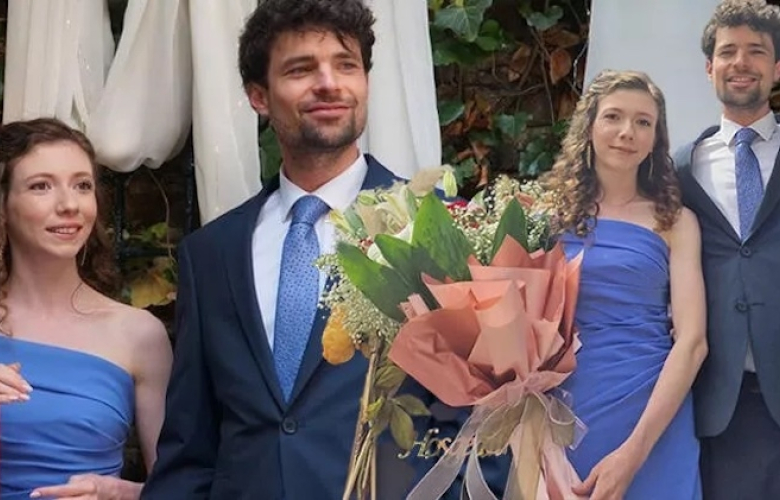 Ece Yüksel'in mutlu günü!