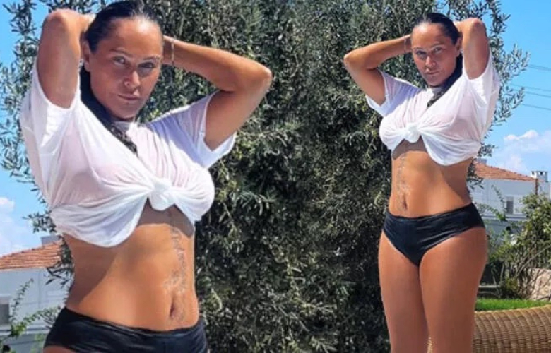 Hülya Avşar'dan havuz pozu! '58 değil 38 yaşında'