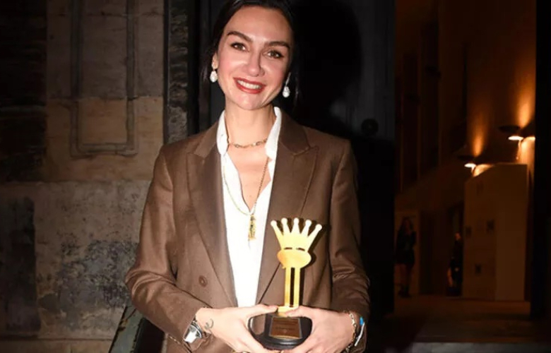 Birce Akalay'ı sinirlendiren soru!