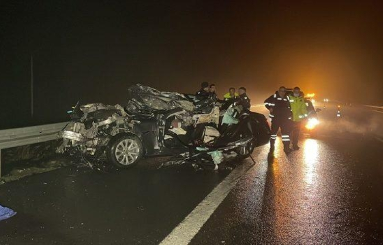 Şarkıcı Gülçin Ergül trafik kazası geçirdi