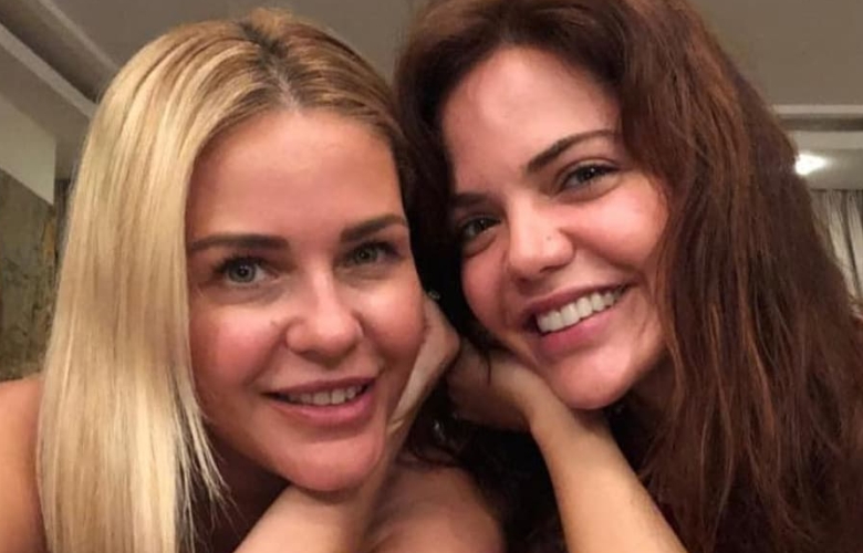 Hilal Altınbilek ve Emine Ün. Kızlar buluştu!