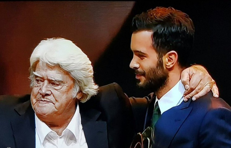 Cüneyt Arkın, Altın Kelebek Ödül Töreni'ne damga vurdu! 