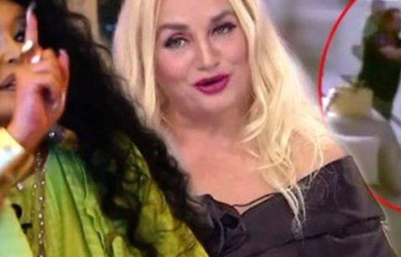 Banu Alkan herkesin içinde küfredince, Bülent Ersoy çılgına döndü! Görüntüler Show Tv'de ekrana geldi! İşte o küfür sadece Temiz Magazin'de!