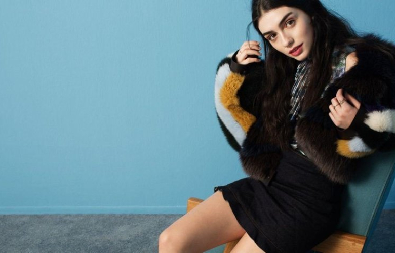 Hazar Ergüçlü: "Oyunculuk hızla yaşlandırıyor!"