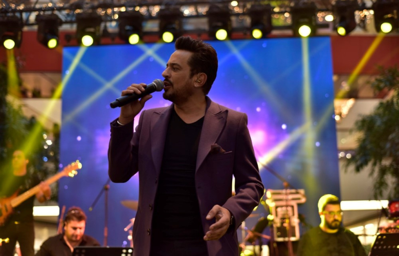 EMRE ALTUĞ: &quot;ÇOCUKLAR BÜYÜDÜKÇE İÇİM BURULUYOR. KUZEY&#039;İN AYAĞI 38 NUMARA OLDU!&quot;