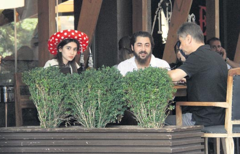 Survivor Semih sevgilisini ailesiyle tanıştırdı!