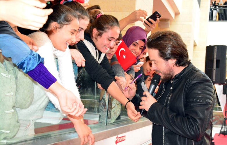 Ünlü isimler Cumhuriyet Bayramı coşkusu yaşattı!