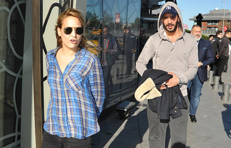 Barış Arduç - Gupse Özay çiftinin kahvaltı keyfi