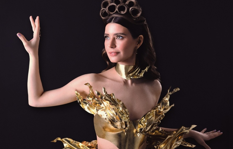Beren Saat müzik arenasında soyadını kullanmıyor: BEREN