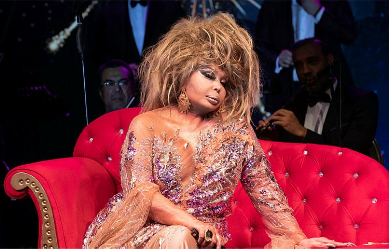 Bülent Ersoy'un yanına oturacak jüriler belli oldu. 