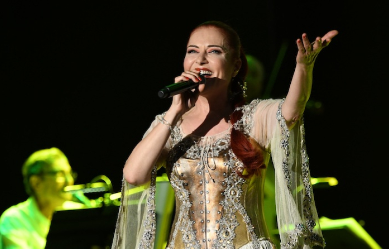  HARBİYE AÇIKHAVA’DA ‘CANDAN’ ŞOV