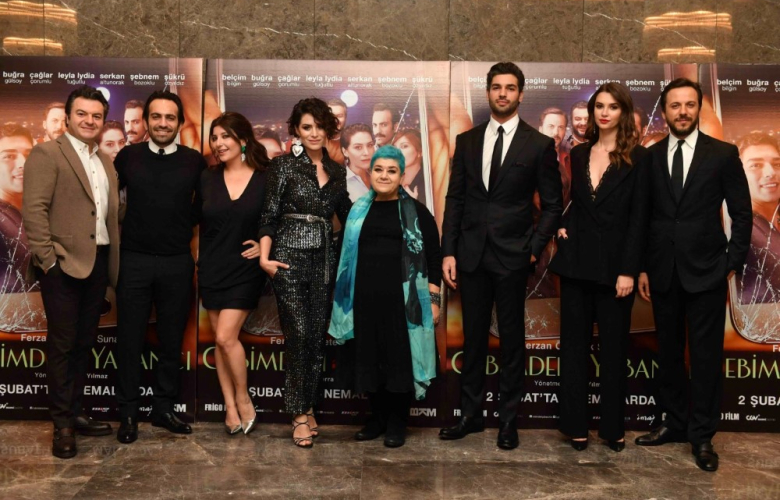 Bu filmi izleyen bu oyunu oynamaya cesaret edemeyecek! "Cebimdeki Yabancı" bugünden itibaren sinemalarda!