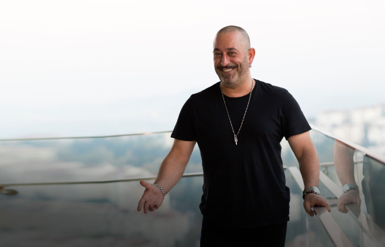 Cem Yılmaz, yeni şovunda Kemal’le güldürecek! 