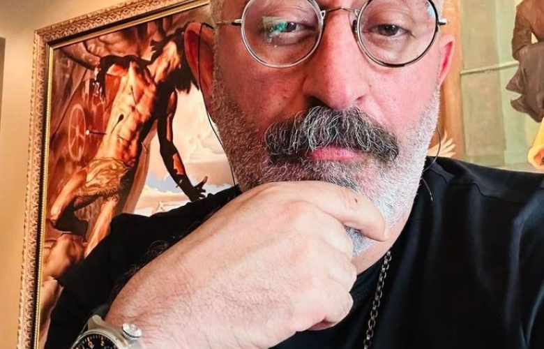 Cem Yılmaz da bayram tatili otellerine evet dedi!