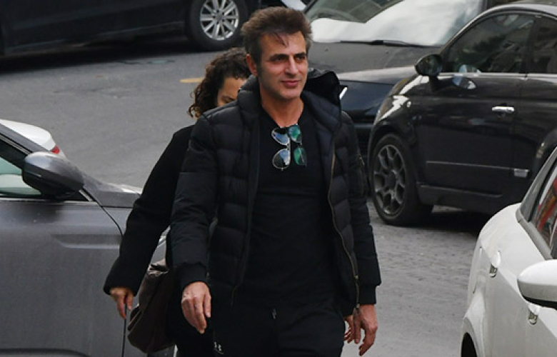 Çift gözlük Teoman!