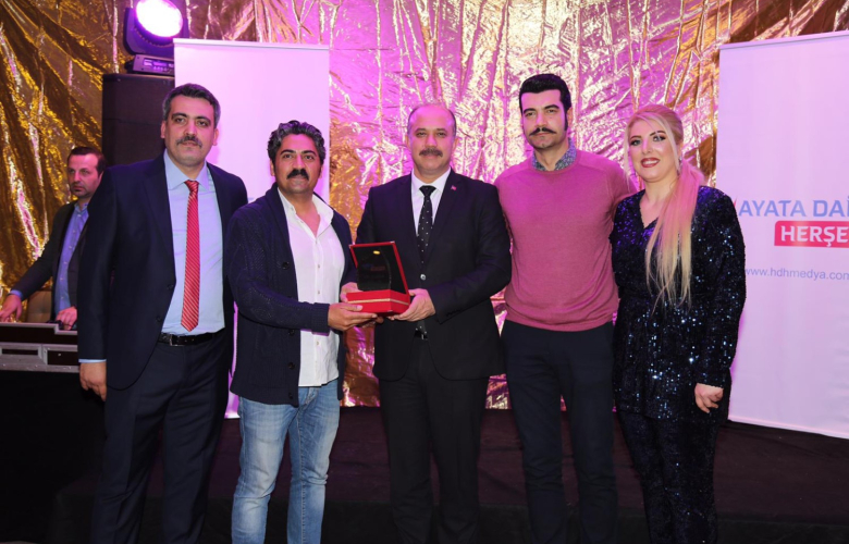 &quot;Bir Zamanlar Çukurova&quot; yılın en iyi dizisi seçildi