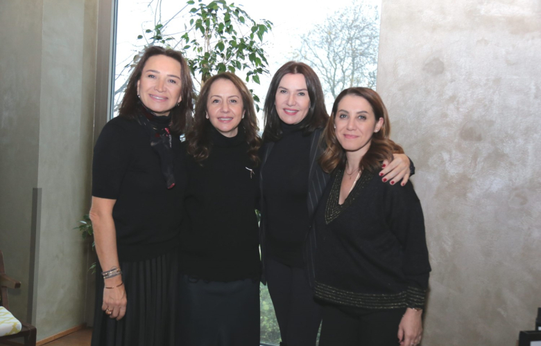 SANAT VE CEMİYET HAYATI SEDEF İYBAR’IN DAVETİNDE BULUŞTU!