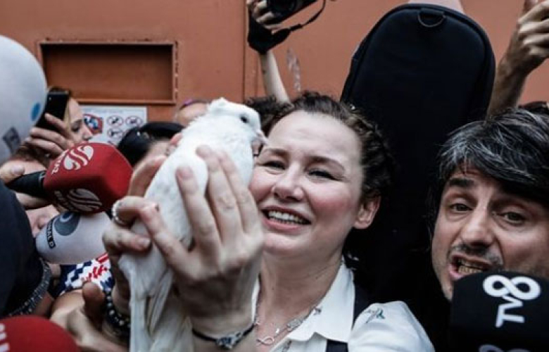 Deniz Seki 'O Ses Türkiye' jürisi mi oluyor?