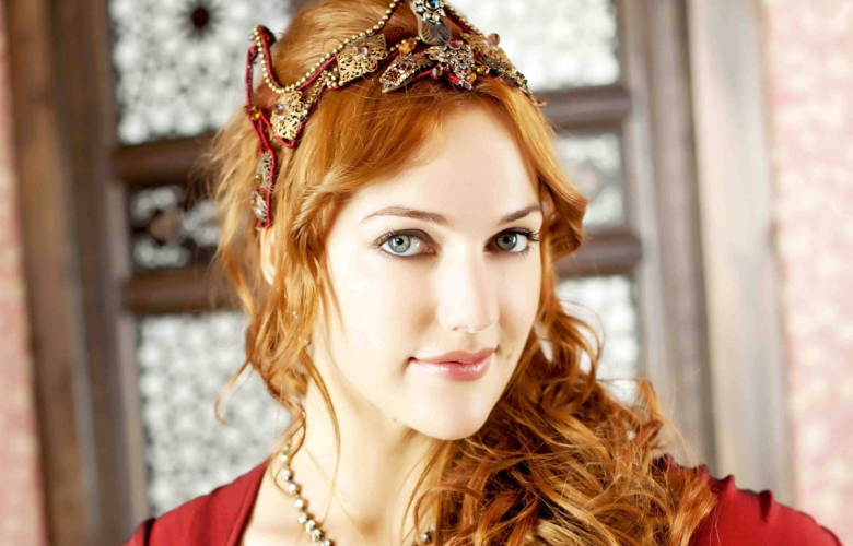 Meryem Uzerli'den aşk iddialarına yanıt: Tipim değil! 