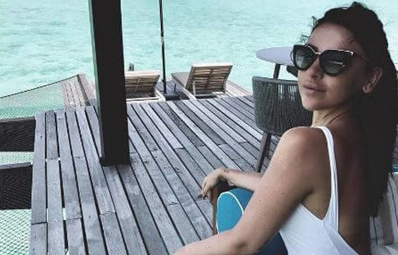 Hadise'den tehlikeli atlayış