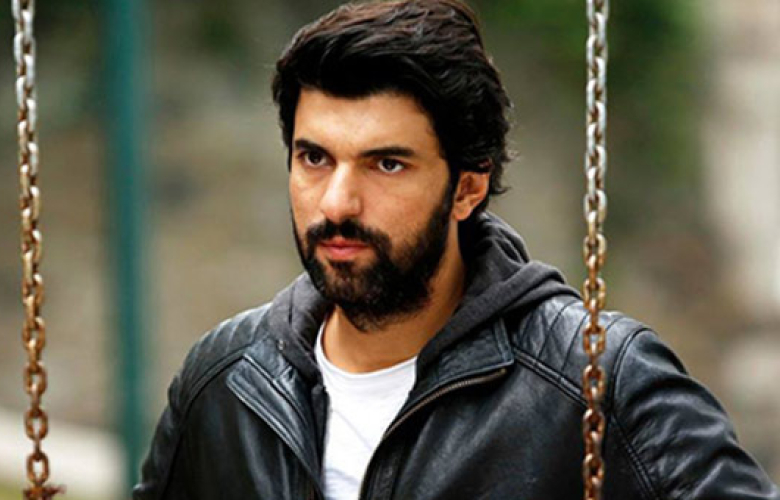 Serenay gitti, Fahriye geldi!