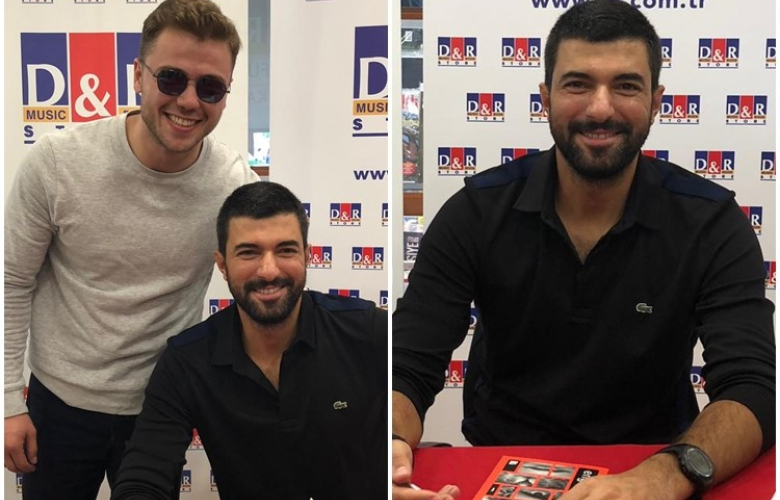 Engin Akyürek'i ilk imza gününde Tolga Sarıtaş'ta yalnız bırakmadı