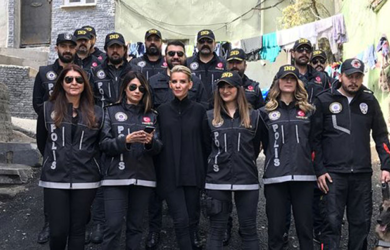 Esra Erol operasyona katıldı!