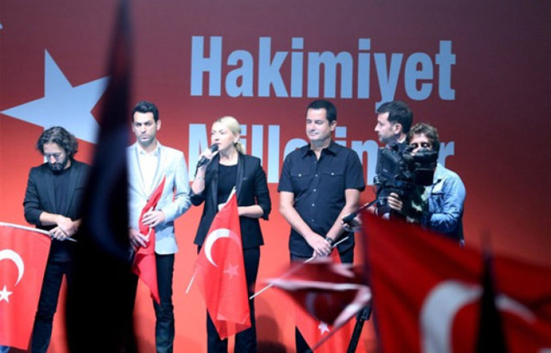 Ünlü isimler dün gece Kısıklı'daydı!