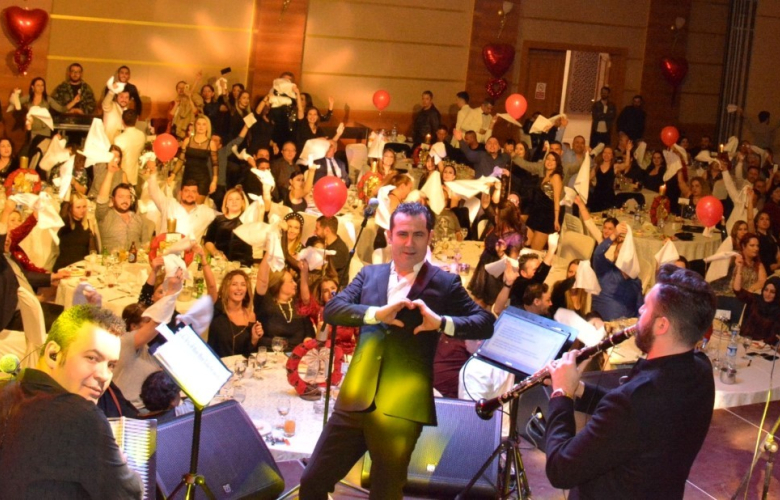 Ferhat Göçer&#039;in &quot;aşk ordusu&quot;