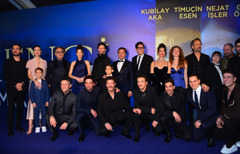 Zaferin Rengi filmine görkemli gala