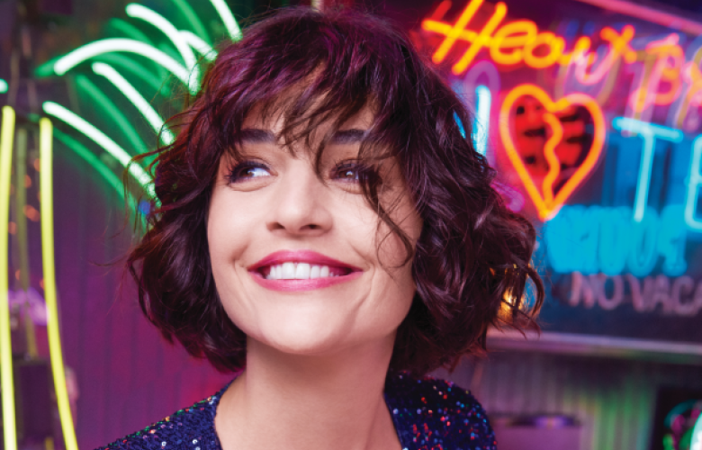 Gonca Vuslateri oyunculuktan sonra sıra sahnede...