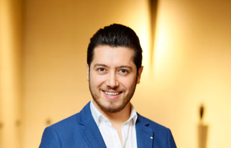 "Bahşiş vermeyen erkek, çiçek de almaz tek taş da almaz"