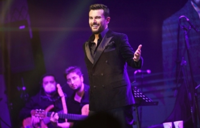 PANDEMİDE YER SİLDİ, ÇAMAŞIR ÇİTİLEDİ, BULAŞIK YIKADI