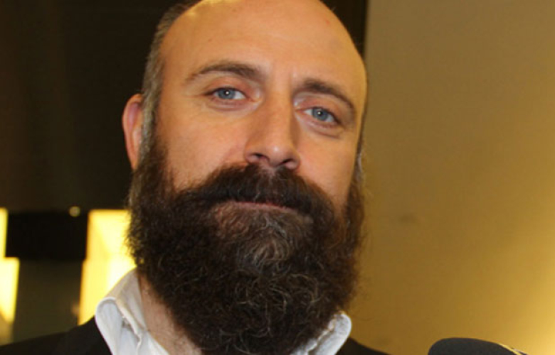 Halit Ergenç'i duygulandıran sürpriz