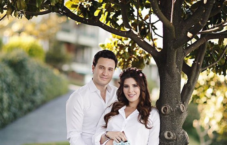 Hatice Şendil'den hamilelik pozu!