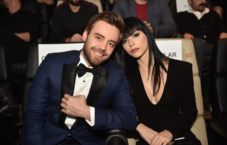 Merve Boluğur ve Murat Dalkılıç'tan ayrılık iddialarına fotoğraflı yanıt 