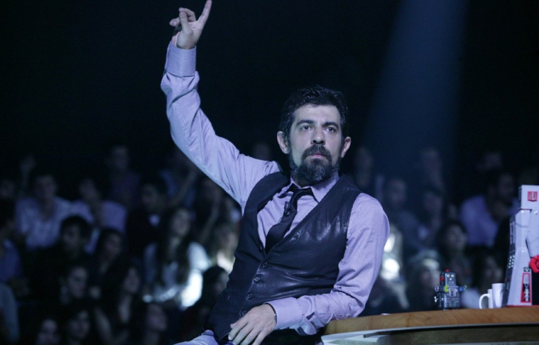 Okan Bayülgen özür diledi