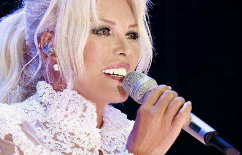 Tarihi konser için geri sayım başladı: Ajda Pekkan 12 Haziran'da İnönü Stadı'nda