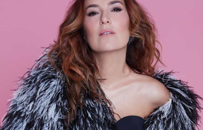 Yonca Lodi 2019'a bomba gibi bir albümle girdi