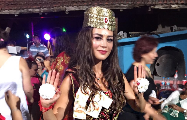 ​&quot;Kalbimdeki Deniz&quot;in ​fettan ​Şebnem&#039;i​ne kına gecesi​