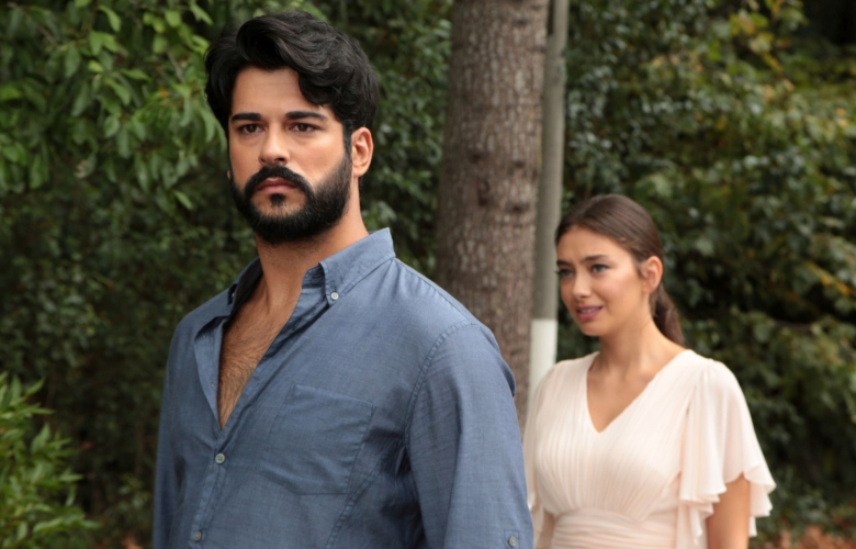 Tatil bitti, çekimler başladı. İşte "Kara Sevda"nın setinden ilk gün... 