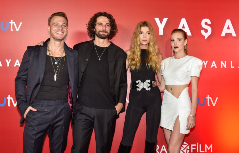 'YAŞAMAYANLAR' DİZİSİNİN   ETKİLEYİCİ GALA GECESİ GERÇEKLEŞTİ!