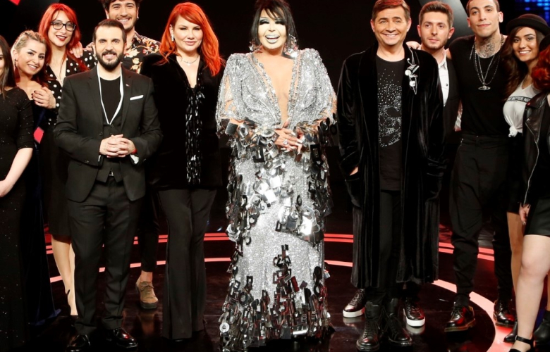Efsane program Popstar 2018 ekranlara döndü! İlk gece canlı yayında neler yaşandı? 