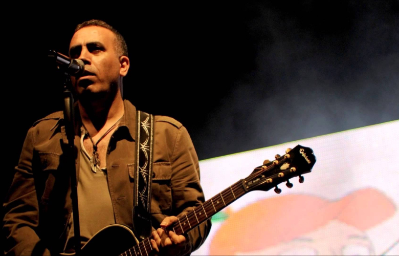 Haluk Levent, çalınan montu ve pasaportunu bulana öyle şeyler vaat etti ki...