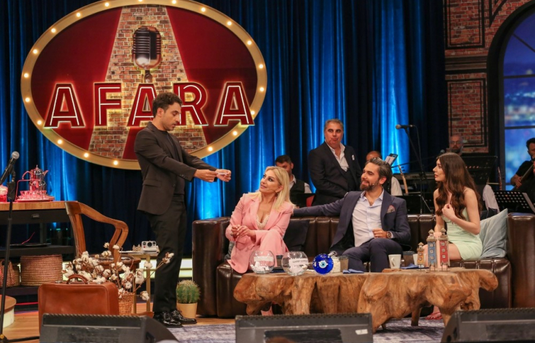 AFARA YİNE ŞAHANE BİR BÖLÜM İLE EKRANA GELDİ: Muazzez Ersoy, Kadir Doğulu ve Burcu Kıratlı