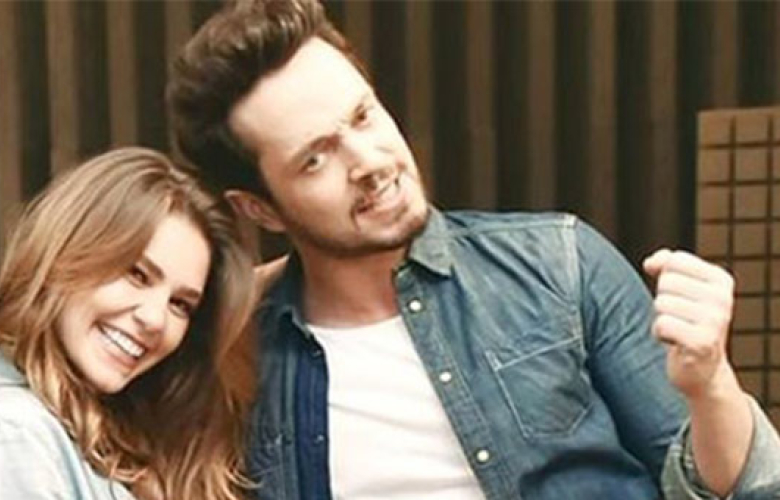 Murat Boz'dan Aslı Enver'e: Boyacı sevgilim