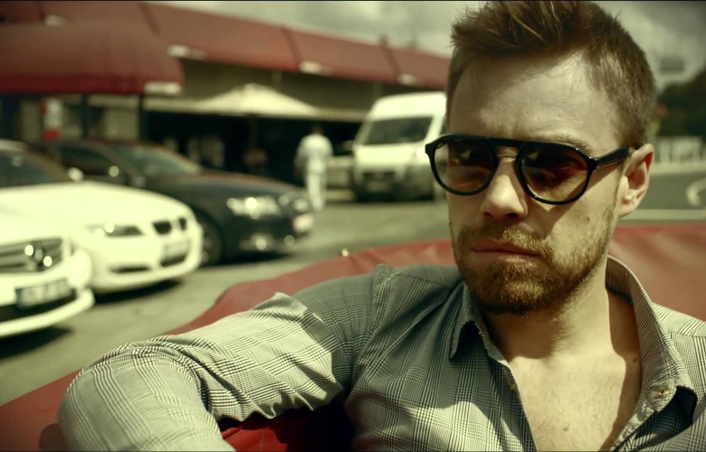 Murat Dalkılıç, Fuerza Bruta sahnesinde!