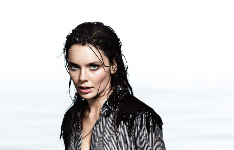 Nil Karaibrahimgil sembol kadın seçildi